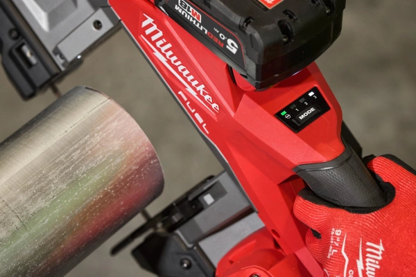 Pilarka taśmowa Milwaukee M18 FBS127-502C