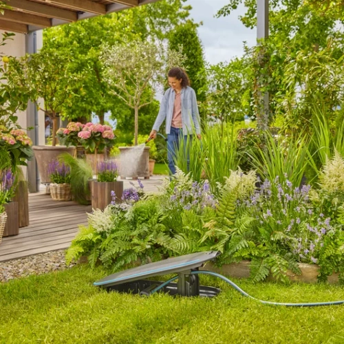 Podziemny bęben na wąż GARDENA RollUp M z wężem 20 m 18650-20