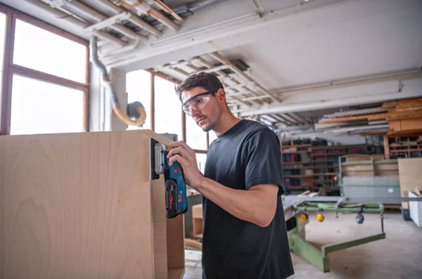 Szlifierka oscylacyjna Bosch GSS 18V-13 06019L0101