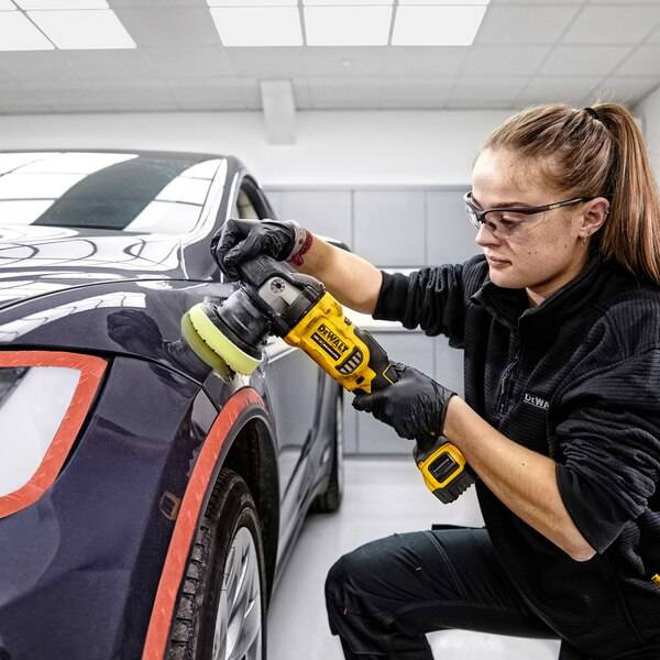 Polerka dual-action Dewalt DCM848N