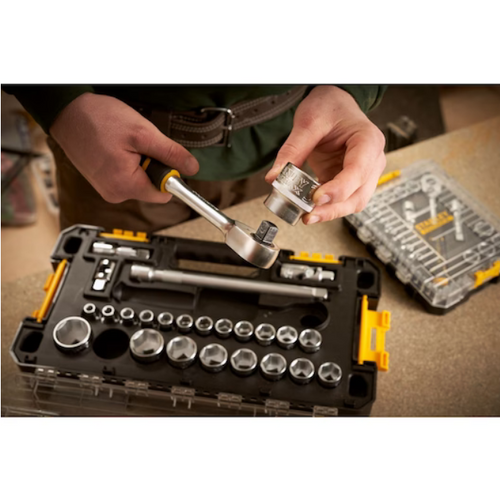 Zestaw kluczy nasadowych Stanley FMMT98103-1