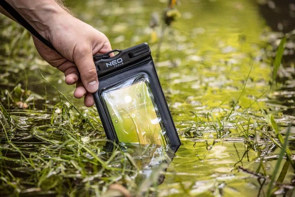 Etui wodoodporne na telefon NEO Tools 63-135