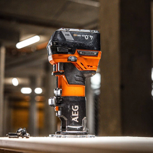 Frezarka górnowrzecionowa AEG BOF18BL2-0