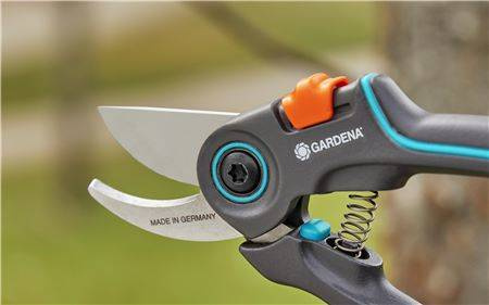 Sekator ogrodowy ExpertCut GARDENA 12203-20