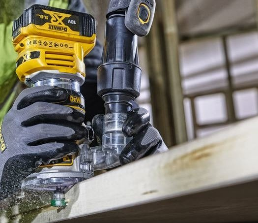 Frezarka Dewalt DCW604NT