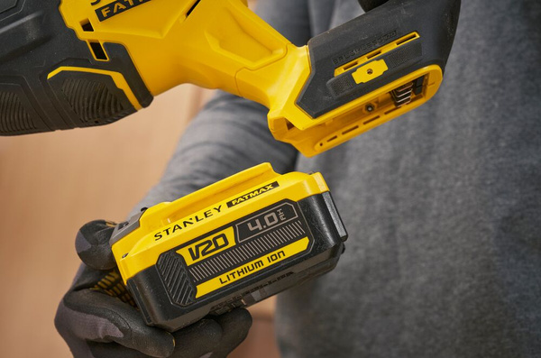 Pilarka szablasta Stanley Fatmax SFMCS311M1T