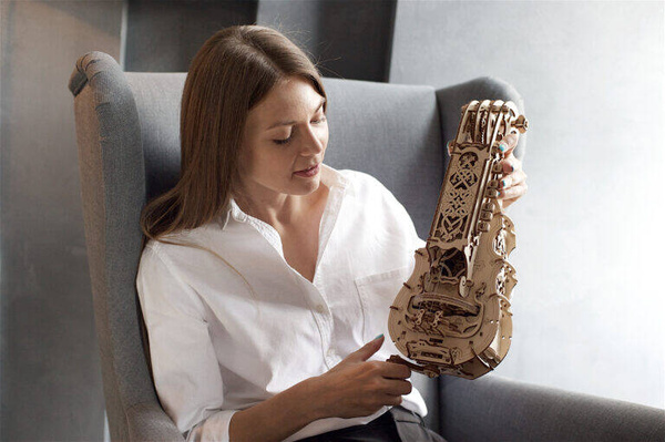 Hurdy-Gurdy Lira korbowa UGEARS 70030