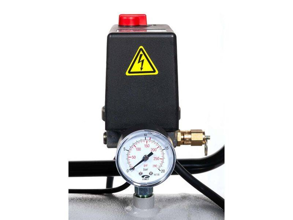 Kompresor dwutłokowy olejowy Airpress HK 650-200 Pro 11 bar 5.5 KM/4 kW 400V 469 l/min 200 l