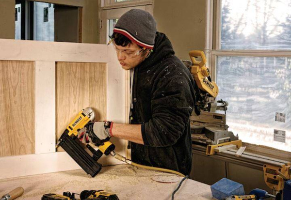 Dewalt gwoździarka DPN1850PP-XJ