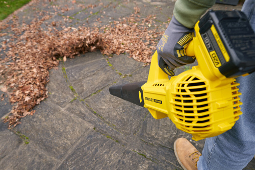 Dmuchawa ogrodowa Stanley Fatmax SFMCBL714B-XJ