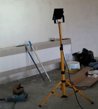 Lampa halogen na statywie LM50AW 16054 Partnersite