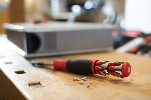 Wkrętak z magazynkiem bitów LiftUp 26one® Wiha 43895