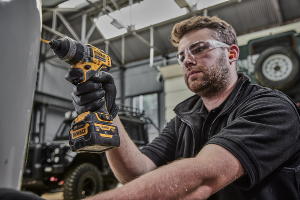 Wiertarko-wkrętarka DeWALT DCD703L2T 