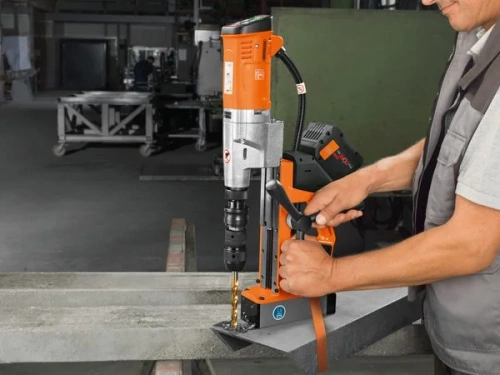 Wiertarka rdzeniowa Fein AKBU 35 PMQW 18 V AS Construction-Site 1x 12 Ah Set 3/4 in Weldon / HSS NOVA 50 (71700465000)