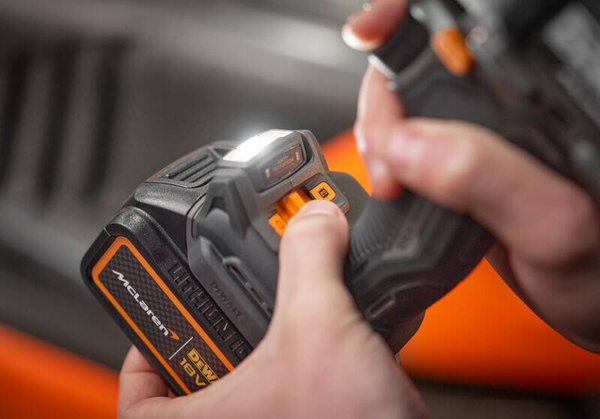 Wiertarko-wkrętarka Dewalt DCD85MP1T