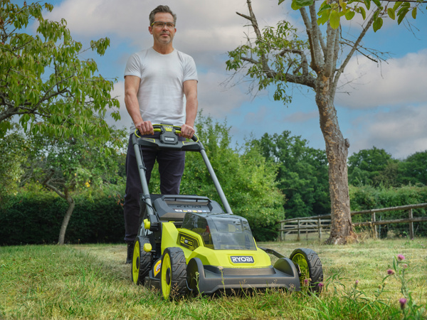 Kosiarka akumulatorowa Ryobi ONE+ RY18LMXSP51A-0