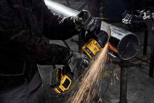Szlifierka kątowa DeWALT DCG440N
