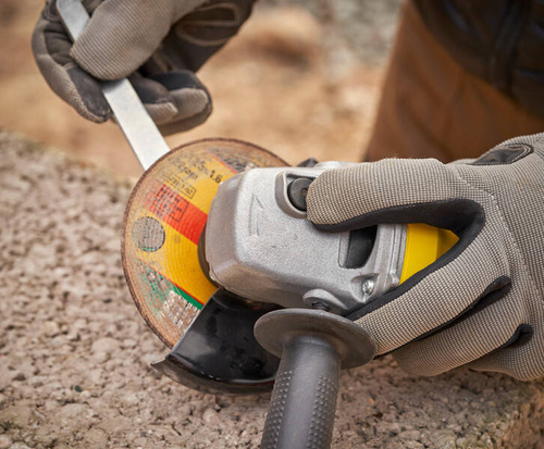 Szlifierka kątowa Stanley Fatmax FMEG225VS