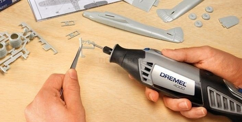 Multiszlifierka Dremel 4000-1/45