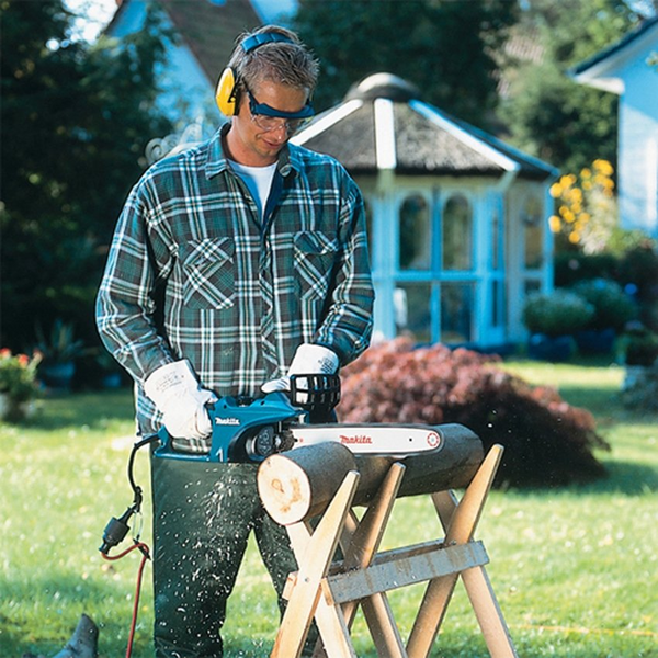 Pilarka łańcuchowa elektryczna Makita UC4551A