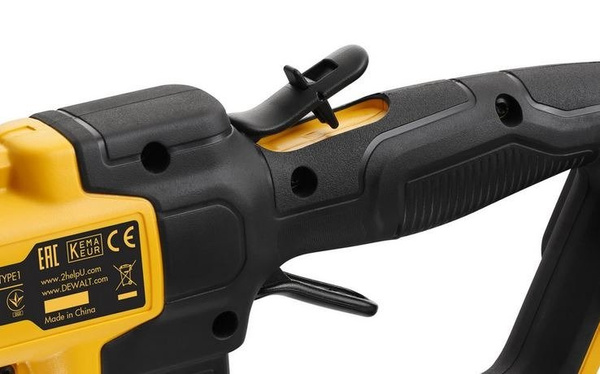 Nożyce do żywopłotu na wysięgniku Dewalt DCMPH566P1