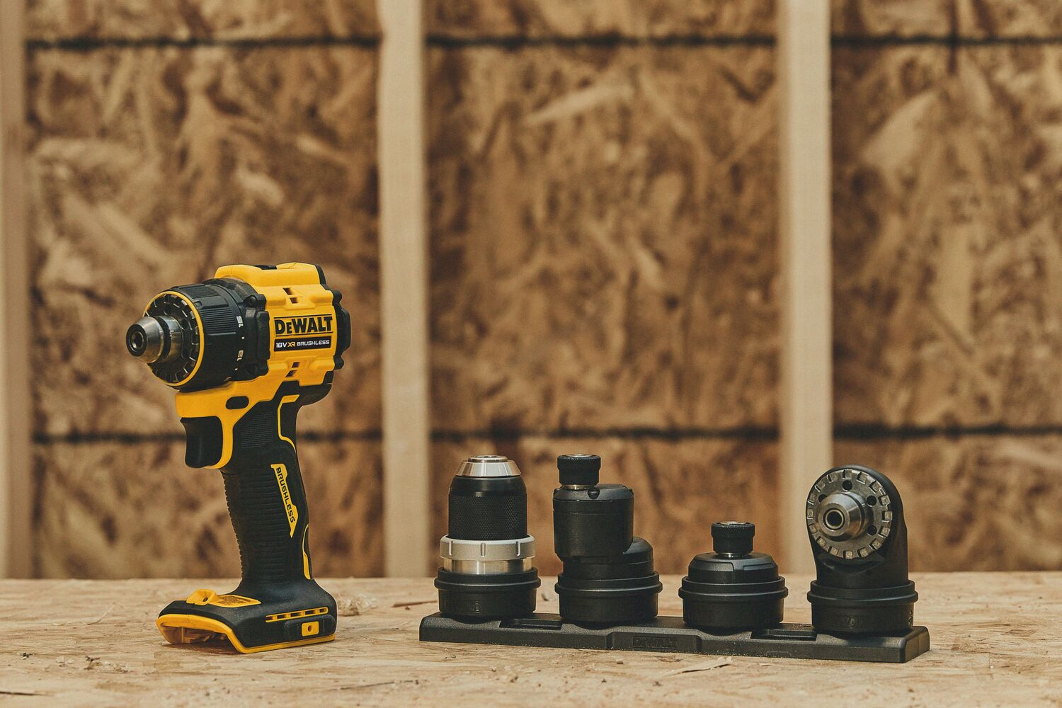 Wkrętarka Dewalt DCD803N wraz z 4 głowicami