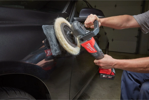 Polerka Milwaukee M18 FAP180-0X