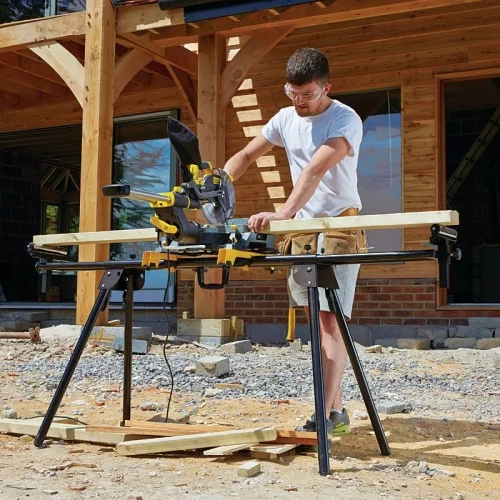 Stanowisko do pilarek ukosowych Stanley Fatmax FME790