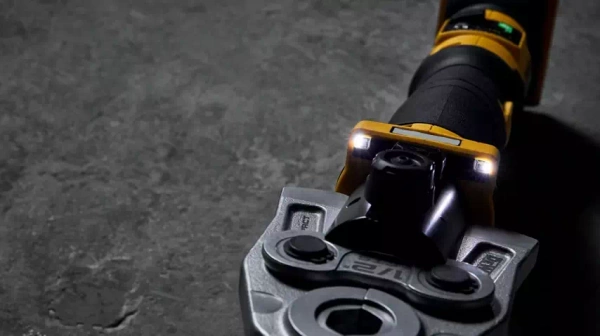 Zaciskarka do rur Dewalt DCE210D2K