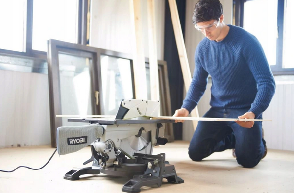 Ukośnica Pilarka Stołowa RTMS1800-G Ryobi