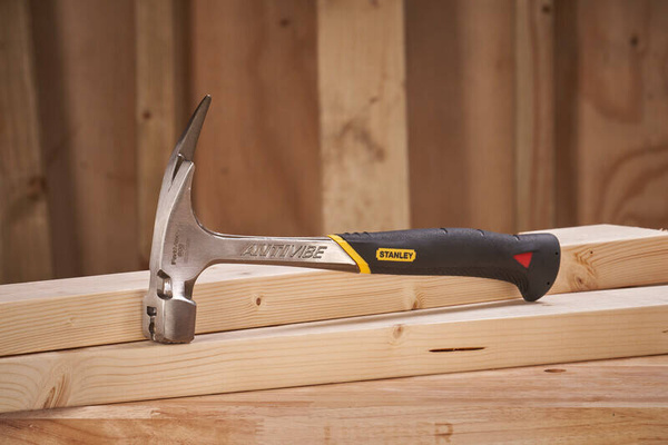 Młotek ciesielski Stanley Fatmax 1-51-937