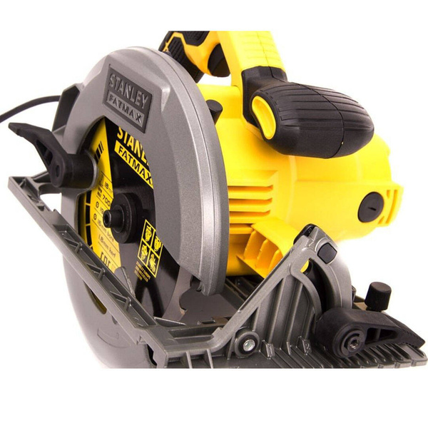 Pilarka tarczowa Stanley Fatmax FME301K