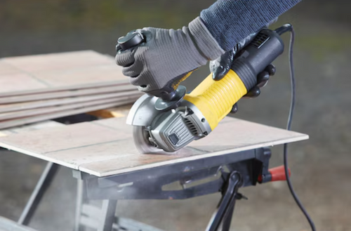 Szlifierka kątowa Stanley Fatmax FMEG220-QS