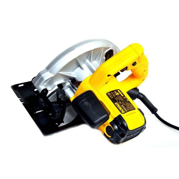 Pilarka tarczowa DeWALT DWE560K