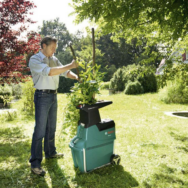 Rozdrabniacz do gałęzi Bosch AXT 25 TC