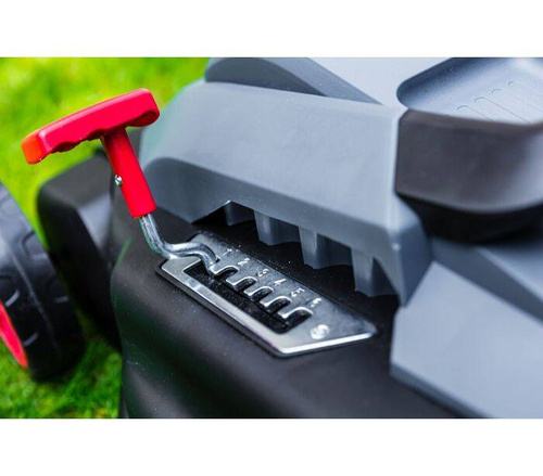 Kosiarka elektryczna Graphite 59G474