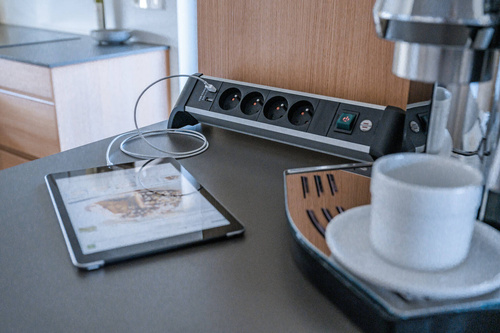 Listwa zasilająca Alu-Office-Line z 4 gniazdami Brennenstuhl 1391044410