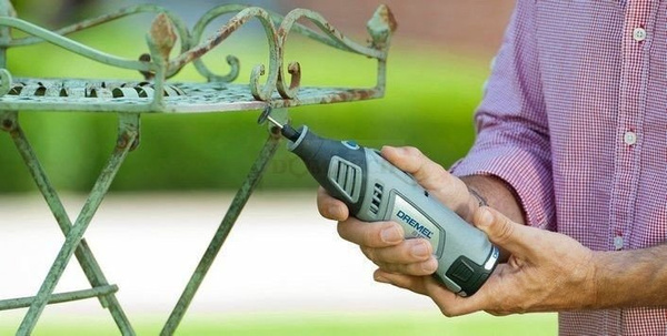 Multiszlifierka Dremel 8100-1/15