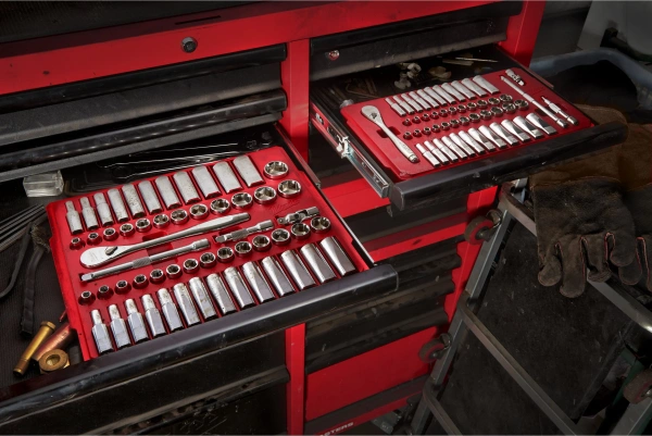 Zestaw nasadek z grzechotką 1/4” Milwaukee 4932464943