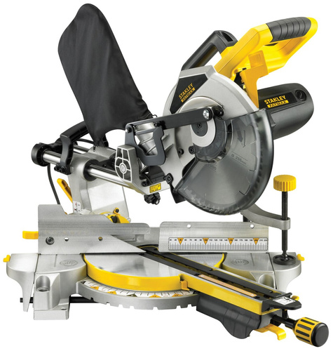 Pilarka ukosowa Stanley Fatmax FME720