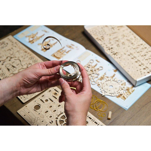 Hexapod odkrywca UGEARS 70158