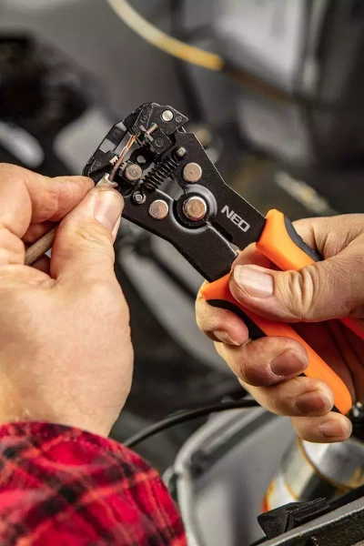 Ściągacz izolacji Neo-tools 01-540