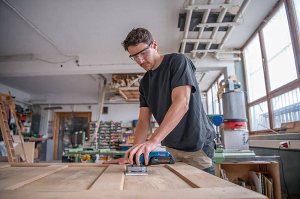 Szlifierka oscylacyjna Bosch GSS 18V-13 06019L0101