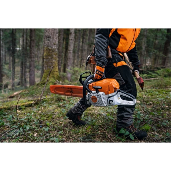 Pilarka spalinowa MS 400 C-M  L06 40 cm 3/8" w zestawie z latarką czołową Stihl 11402000828