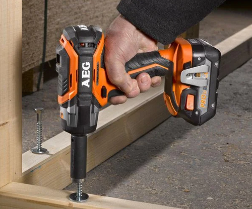 Klucz udarowy AEG BSS18C12ZBLLI-402C