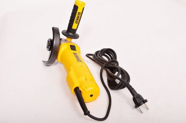 Szlifierka kątowa DeWalt  DWE4205