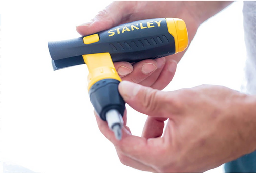 Wkrętak Multi-Bit z grzechotką i 36-cioma wymiennymi końcówkami Stanley 0-63-038