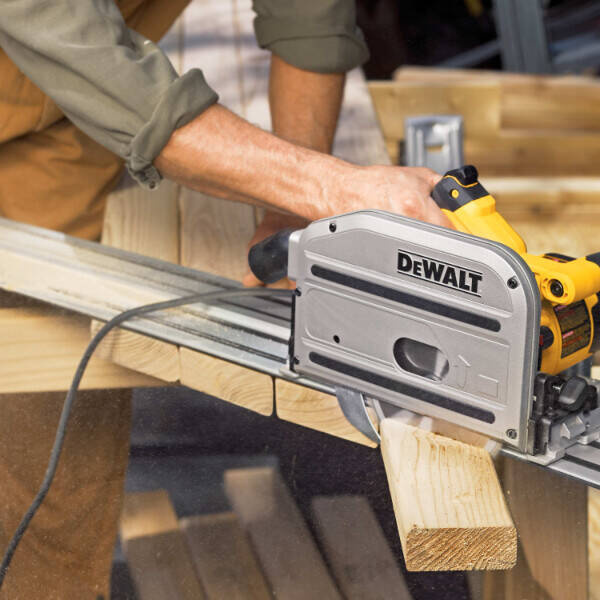 Zagłębiarka Dewalt DWS520KT