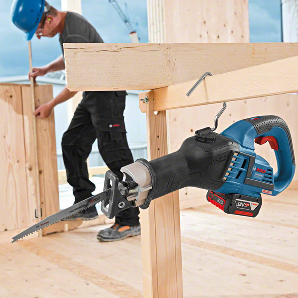 Piła szablasta Bosch GSA 18V-32