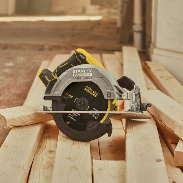 Pilarka tarczowa Stanley SFMCS550B